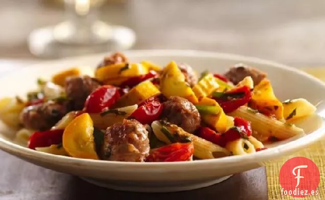 Salchicha Italiana con Tomates y Penne