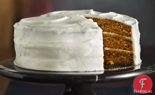 Pastel de Especias de Calabaza Increíblemente Húmedo con Glaseado de Queso Crema