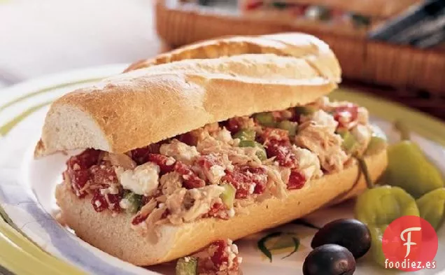 Sándwiches de Ensalada de Atún al Estilo Griego