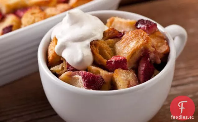 Budín de Pan de Fresa con Nata Montada Crème Fraîche