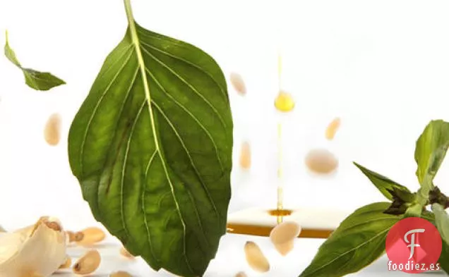 Pesto Básico de Albahaca