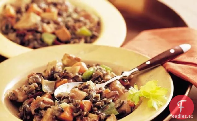 Cazuela de Pavo con Hierbas y Arroz Silvestre de Cocción Lenta