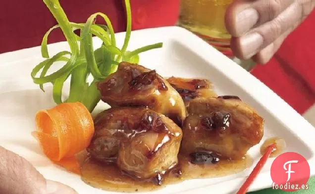 Rizos de Cocción Lenta Glaseados con Ciruela