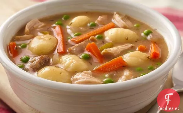 Sopa de Pollo y Ñoquis de Cocción Lenta