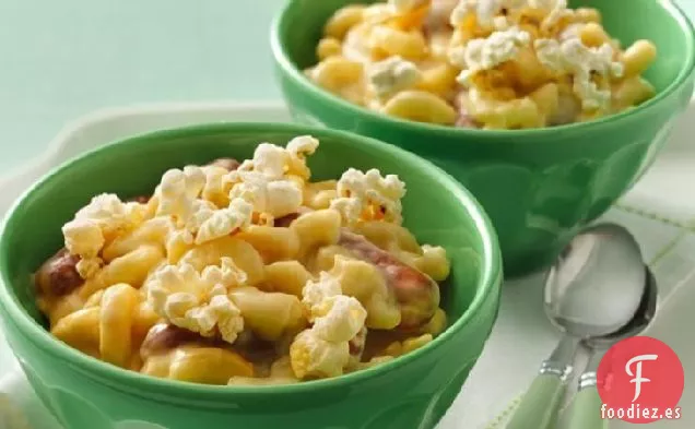 Macarrones con Cerveza y Queso y Salchichas