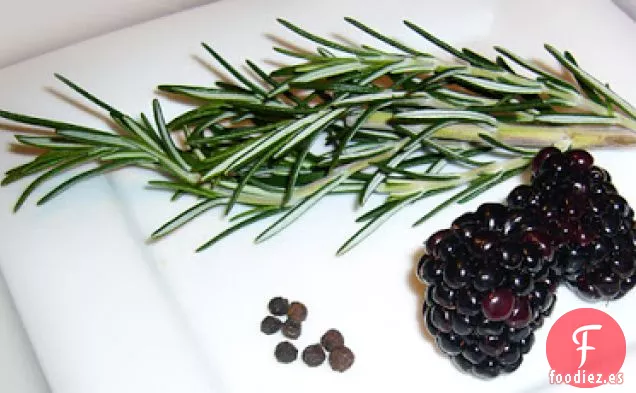 Chuletas De Cordero Al Ajo y romero Con Salsa Balsámica de Mora