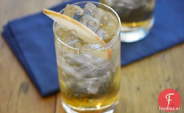 Cóctel de Sidra de Manzana Ahumada