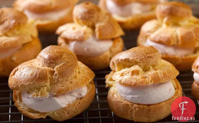 Bollos de Crema de Fresa