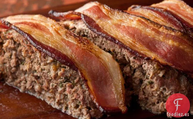 Pastel de Carne con Tocino y Queso Cheddar