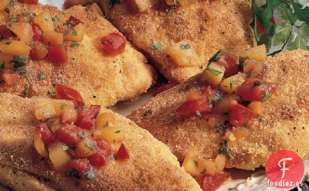 Pollo a la Harina de Maíz con Salsa de Melocotón