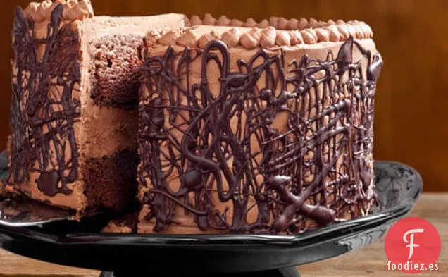 Pastel de Chocolate con Relleno de Dulce de Azúcar Batido y Crema de Mantequilla de Chocolate