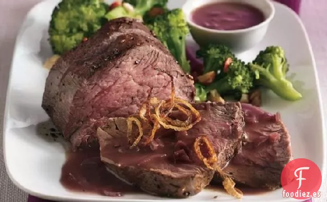 Solomillo de Ternera con Salsa de Vino Tinto