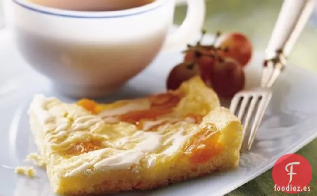 Pastel de Café con Remolino de Frutas