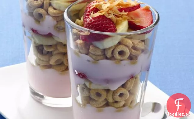 Parfaits de Nueces de Plátano Tropical