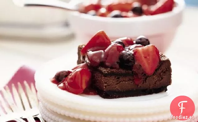 Tarta de Queso con Bayas y Chocolate