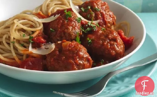 Albóndigas de Queso Parmesano Picante con Pasta de Pelo de Ángel