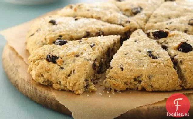 Bollos Con Chispas De Cereza Mantecosa (Harina de Trigo Integral Blanca)