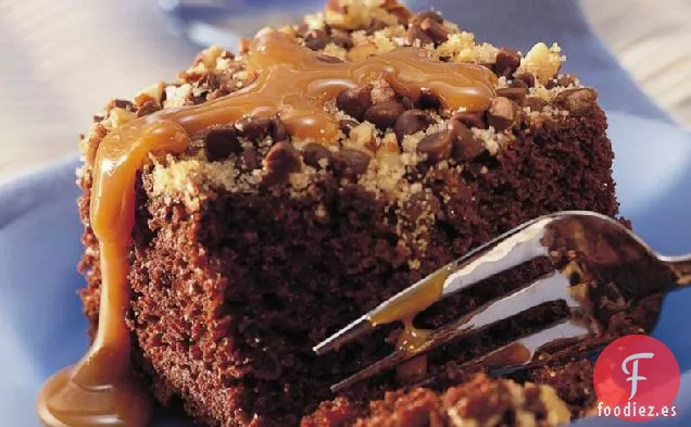 Pastel de Picnic con Chispas de Chocolate y Nueces