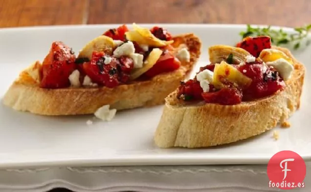 Bruschetta de Tomate y Alcachofa con queso Feta