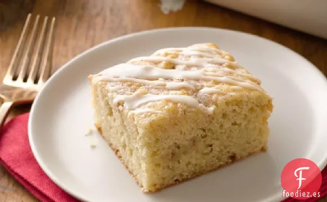Pastel de Café Streusel de Ponche de Huevo durante la Noche