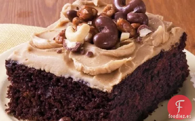 Pastel de Chocolate con Glaseado de Azúcar Morena