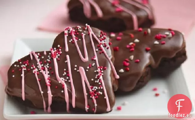 Corazones de Brownie Glaseados Tradicionales