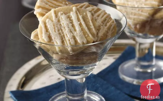 Galletas de Cóctel de Especias Glaseadas con Ron