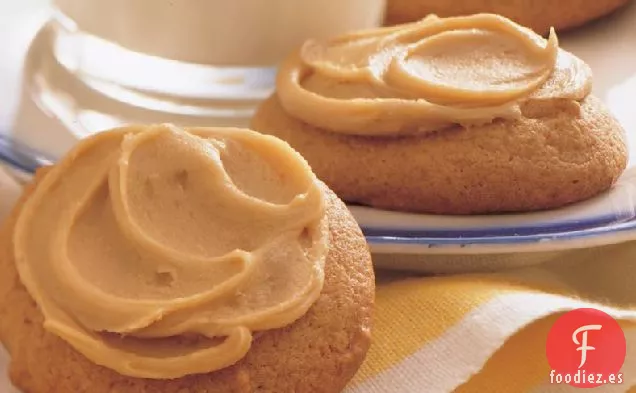 Galletas de Mantequilla Doradas con Glaseado de Caramelo