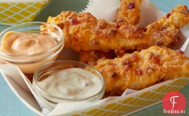 Dedos de Pollo con Queso Cheddar y Tocino