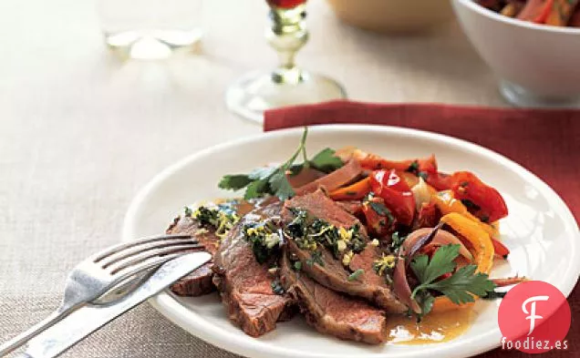 Cordero Asado con Pimientos y Gremolata de Menta