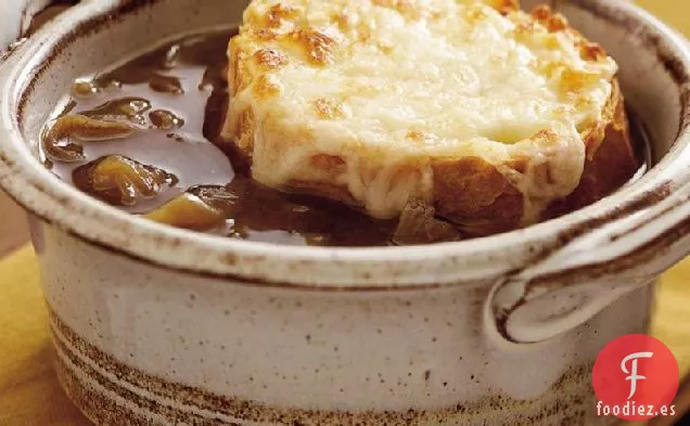 Sopa de Cebolla Francesa de Cocción Lenta