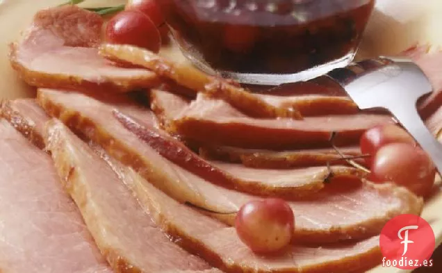 Jamón Cocido a Fuego Lento con Salsa de Grosella y Cereza