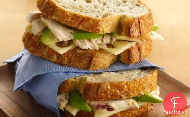 Sándwiches de Pollo Campestre con untar de Maple y Mostaza
