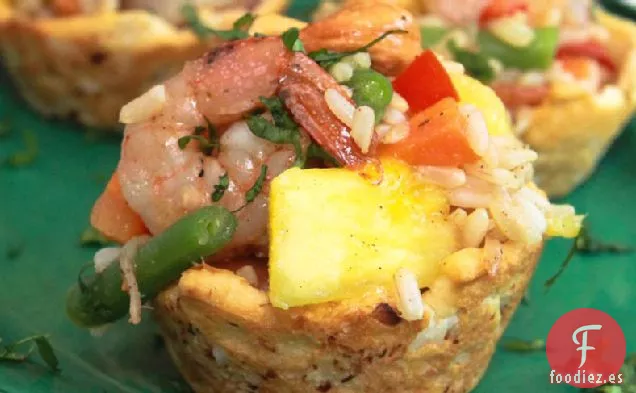 Arroz Frito con Camarones en Tazas de Coco