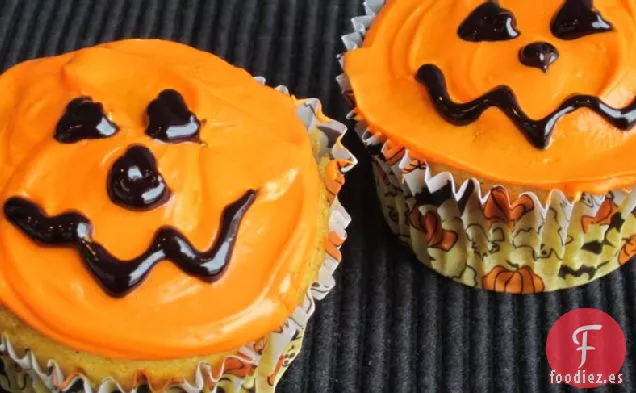 Cupcakes de Calabaza con Relleno de Nueces de Girasol
