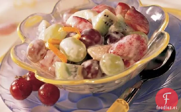 Ensalada de Frutas con Miel y Crema Agria