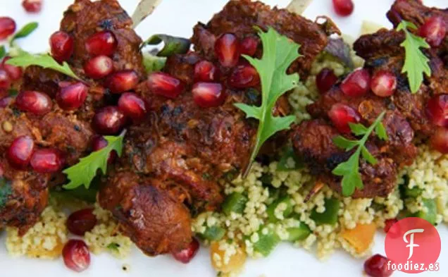 Brochetas De Cordero De Granada Y Cilantro A La Barbacoa