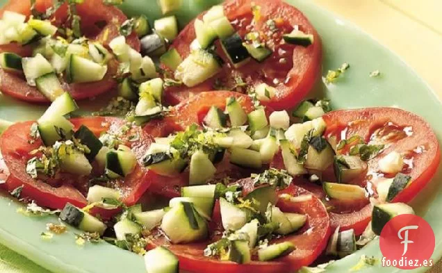 Ensalada Fresca de Tomate y Pepino