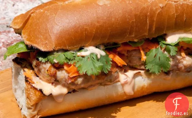 Hamburguesa de Pollo Banh Mi