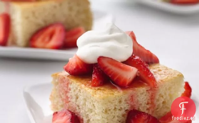 Cuadrados de Pastel de Fresa Flacos