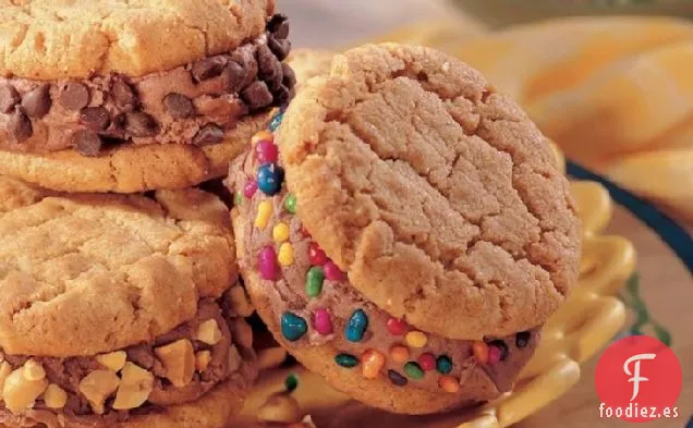Sándwiches de Helado de Mantequilla de Maní