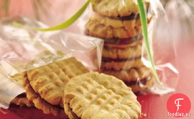 Galletas de Mantequilla de Maní Rellenas de Dulce de Azúcar