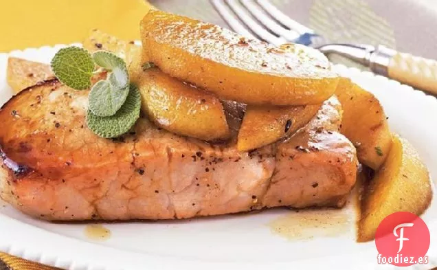 Chuletas de Cerdo con Manzanas y Salvia