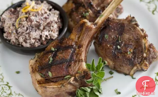 Chuletas de Cordero a la Parrilla con Mantequilla de Tapenade