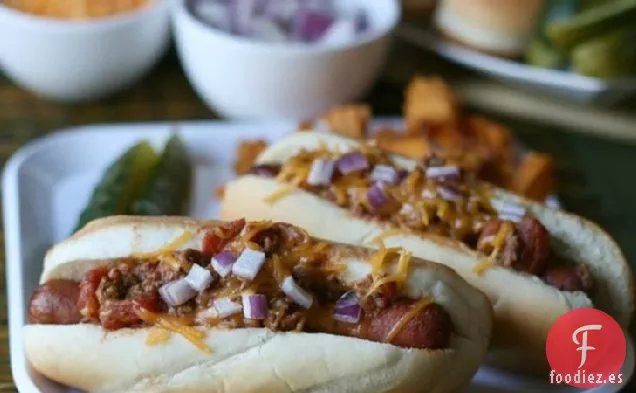 Perros con Chile de Cocción Lenta