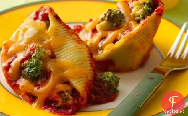 Conchas Rellenas de Brócoli y Queso