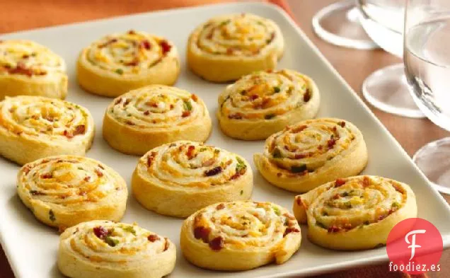 Molinillos de Tocino y Queso Cheddar