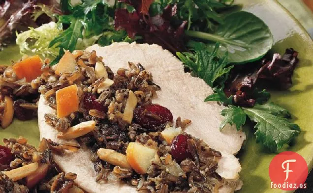 Pechuga de Pavo de Cocción Lenta Rellena de Arroz Silvestre y Arándanos