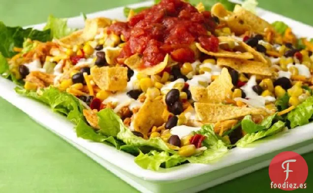 Ensalada en Capas de Pollo del Sudoeste