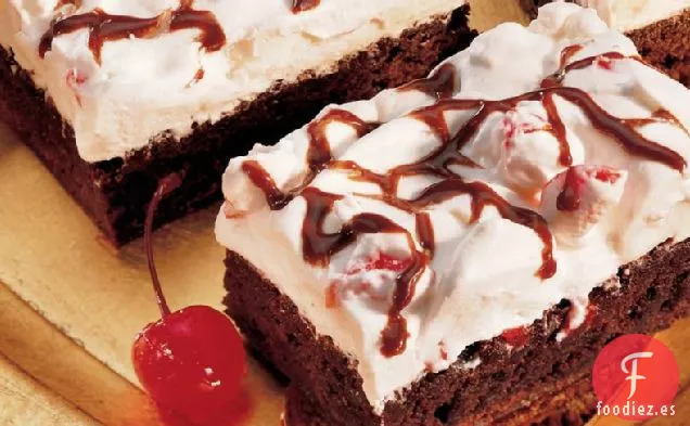 Postre de Brownie de Cereza y Chocolate